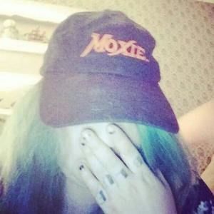 Meet your Posher, Nora